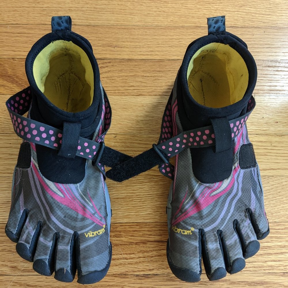 Vibram Fivefingers Lontra EU38/US7, warm, water-resistant